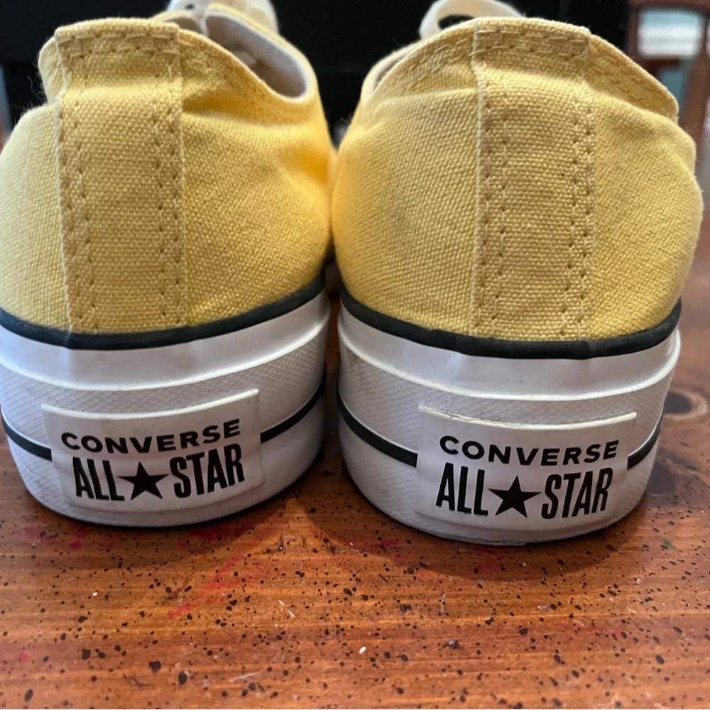 Converse Lift Ox Butter Yellow/White/Black - Size Women's 9 - Picture 6 of 12